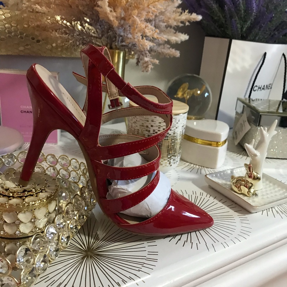NEW Chinese laundry Red shoes, Size 7.5